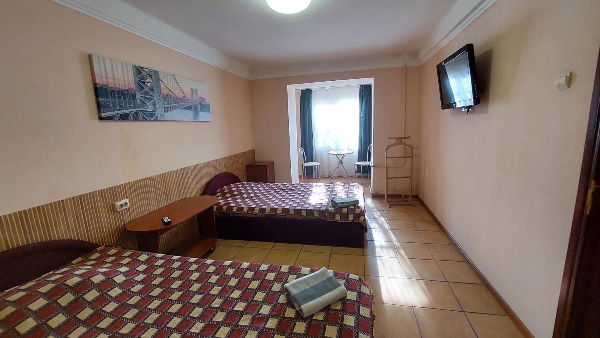 Hotel Desna Kut Kiev Ngoại thất bức ảnh