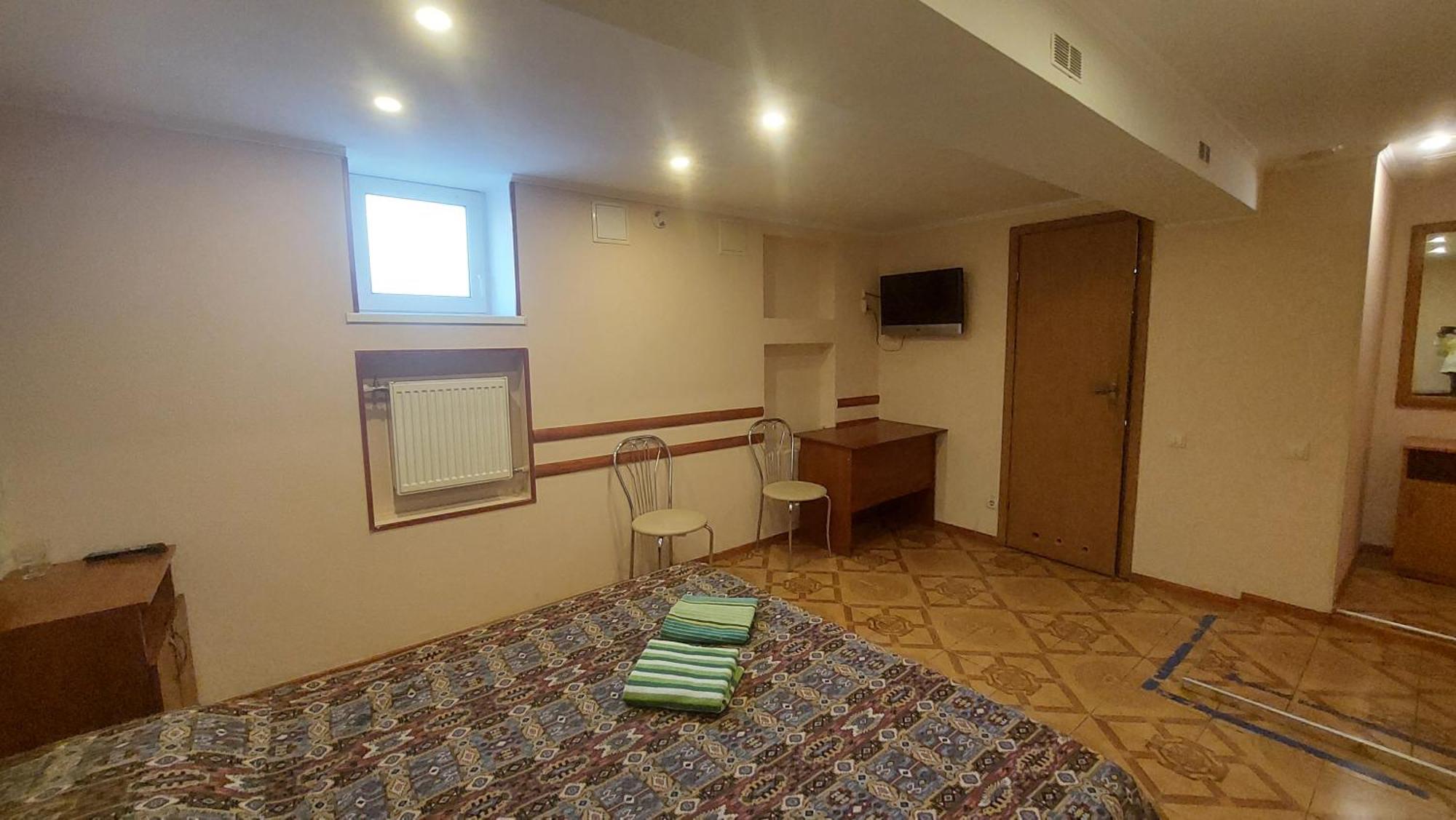 Hotel Desna Kut Kiev Ngoại thất bức ảnh