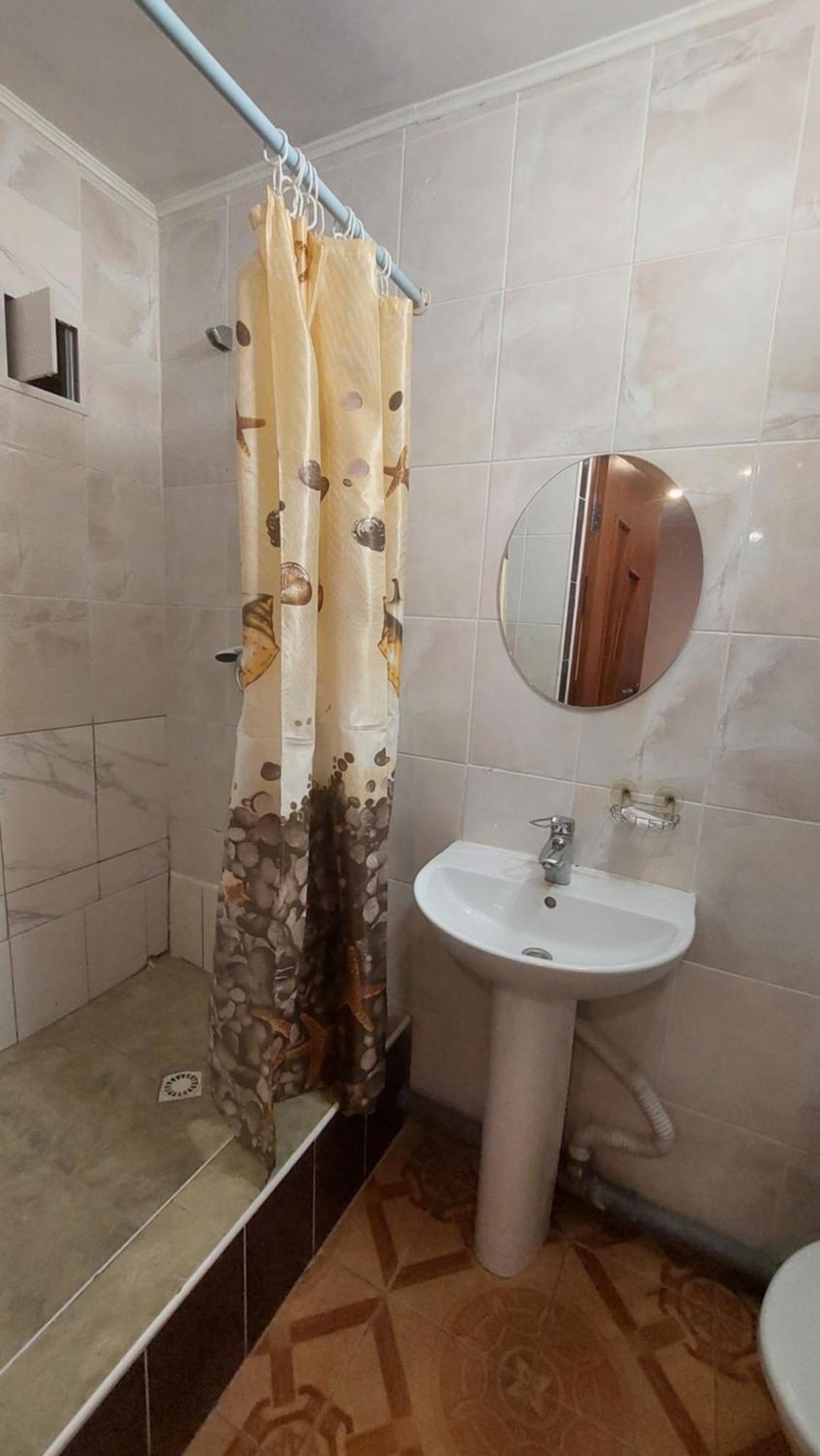 Hotel Desna Kut Kiev Ngoại thất bức ảnh