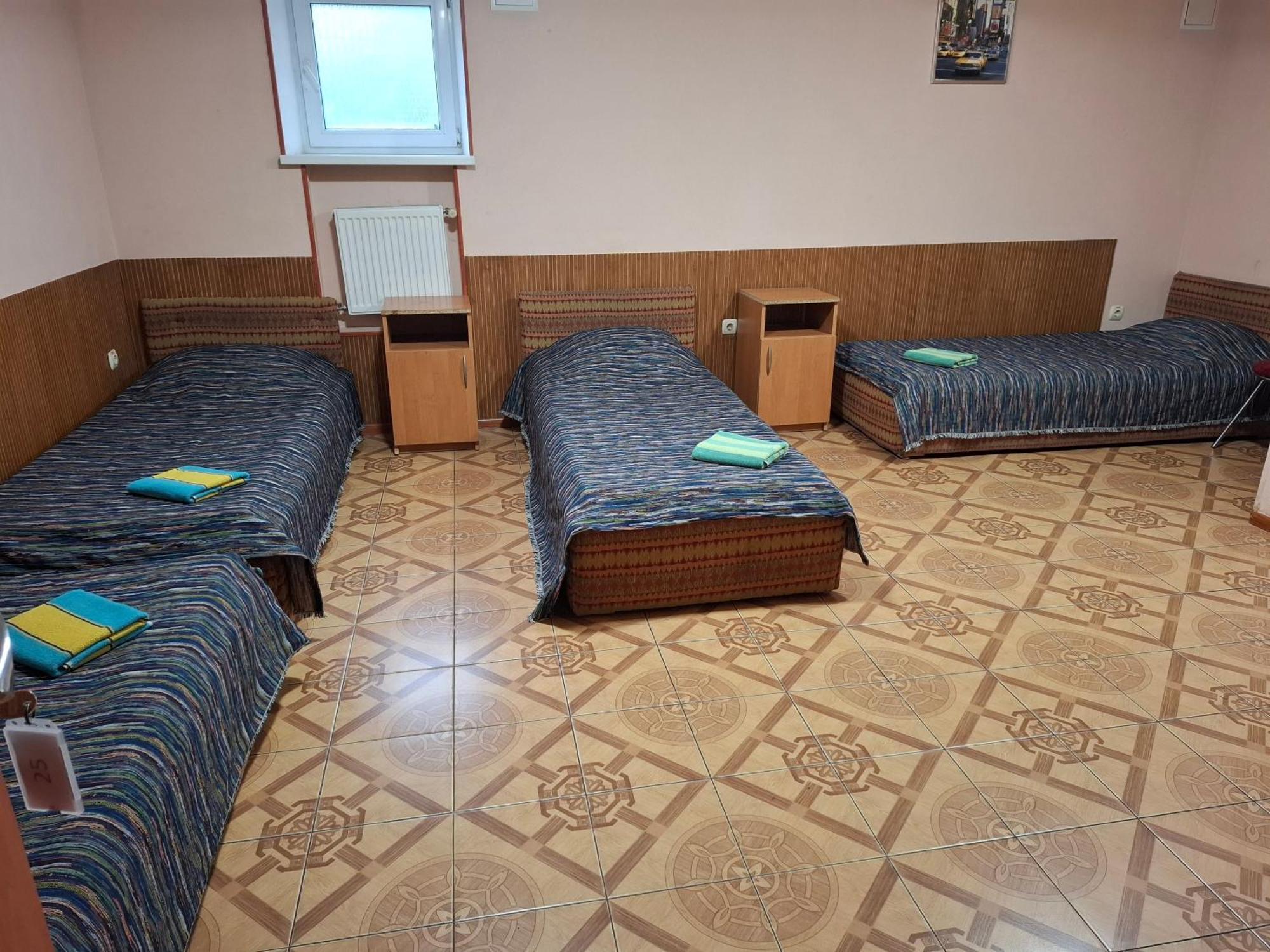 Hotel Desna Kut Kiev Ngoại thất bức ảnh