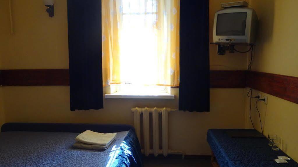 Hotel Desna Kut Kiev Ngoại thất bức ảnh